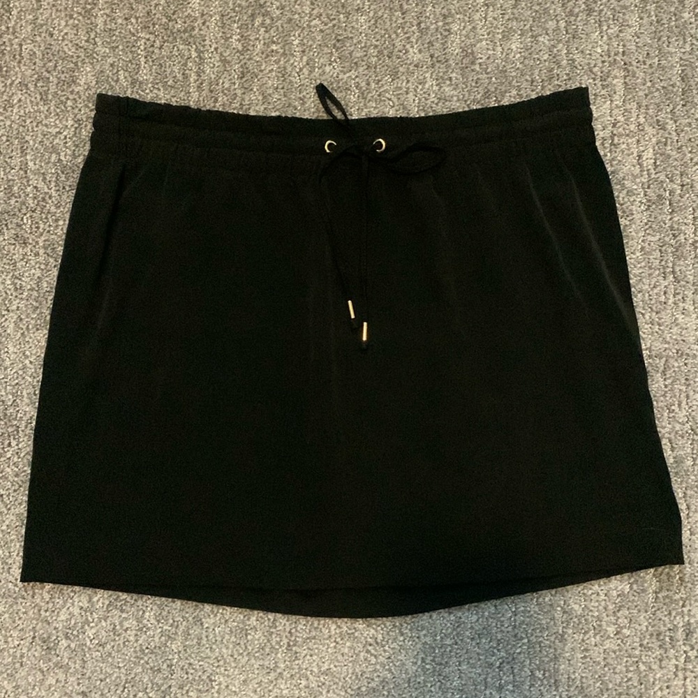 Black Skirt Express Size M